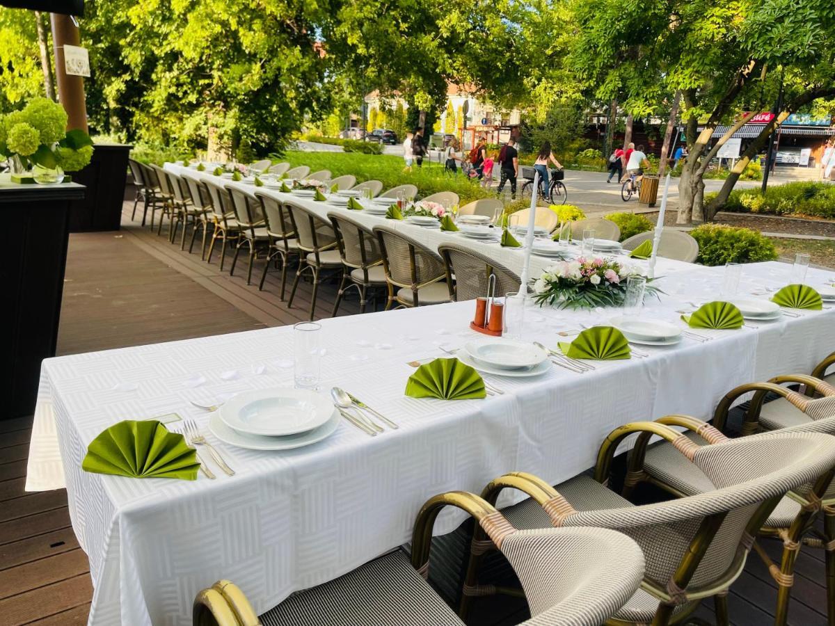 Villa Hotel Debrecen Exteriör bild