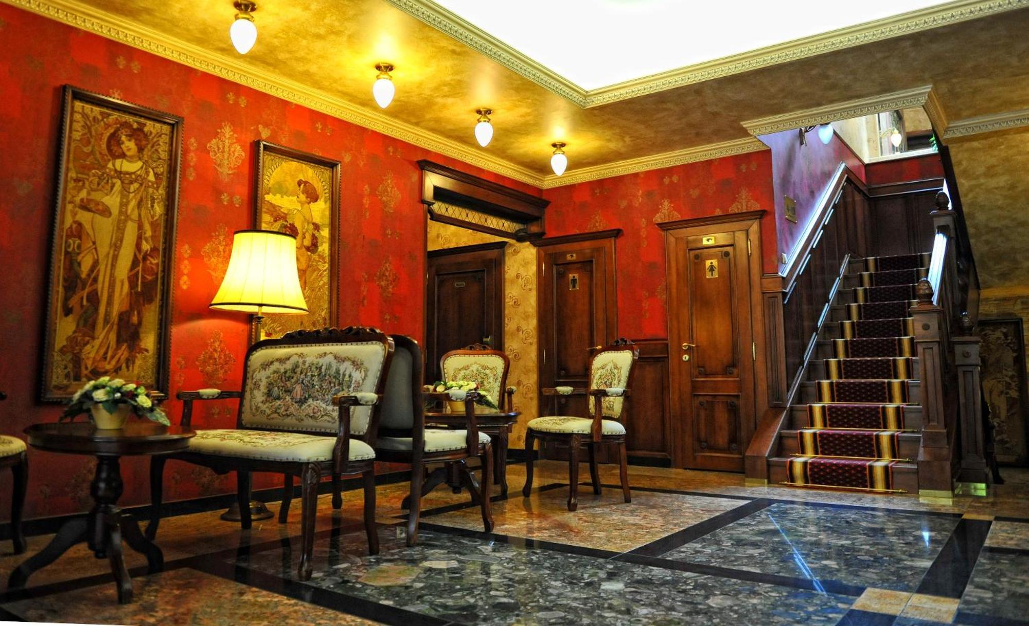 Villa Hotel Debrecen Exteriör bild